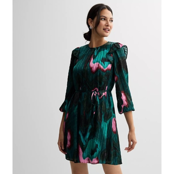 Nine West Dresses & Skirts - Nine West Ruffle Sleeve Blouson Mini Dress Women Medium Green Whimsigoth Shimmer